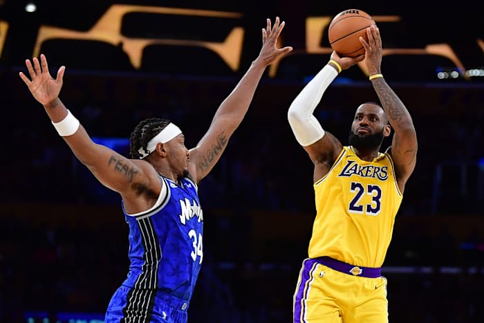 Clippers vs. Lakers Prediction with FanDuel